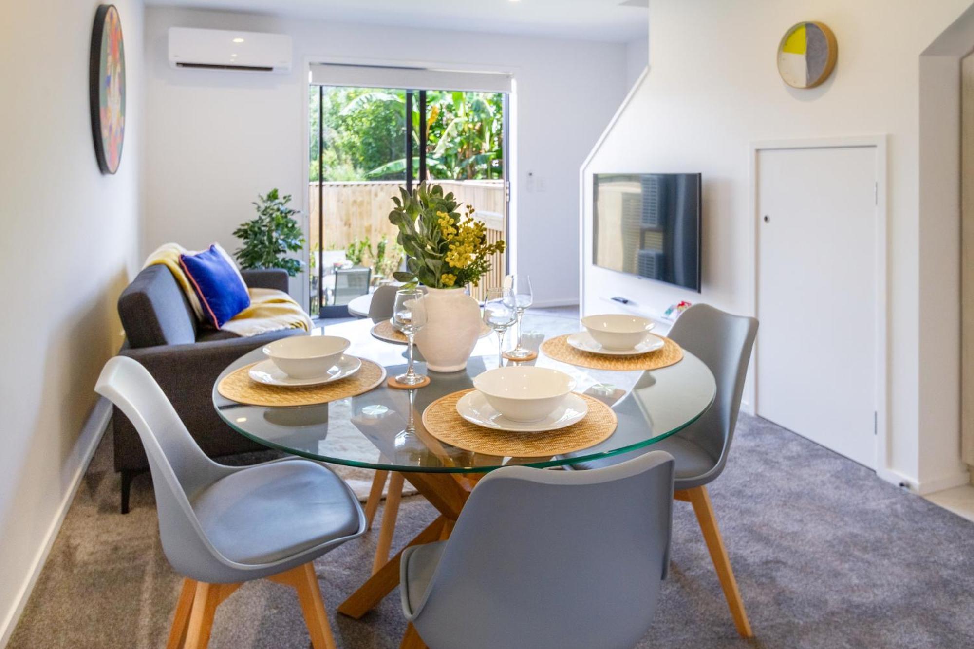 Conveniently Located 2Br Townhouse In West Akl Apartment Auckland Ngoại thất bức ảnh