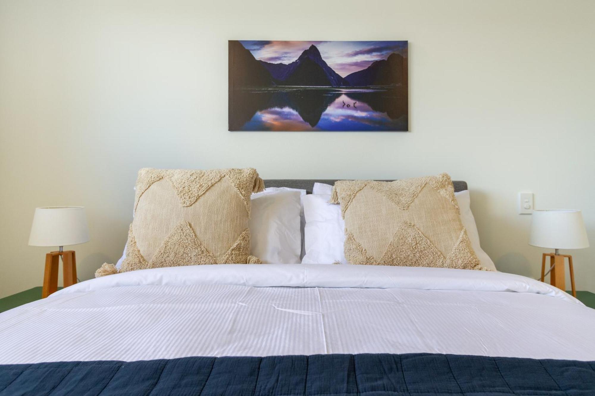 Conveniently Located 2Br Townhouse In West Akl Apartment Auckland Ngoại thất bức ảnh